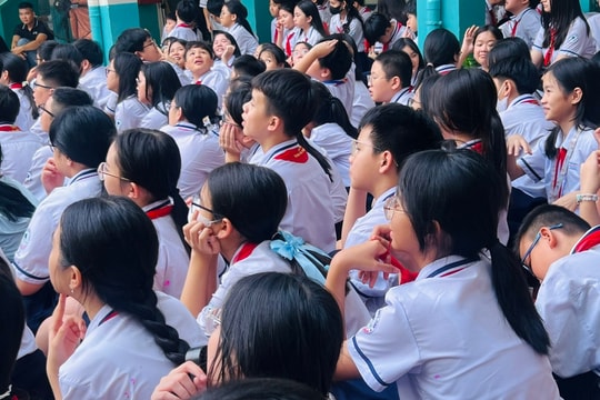 Nhiều tỉnh thành thông tin “nóng” về đề kiểm tra học kỳ 1