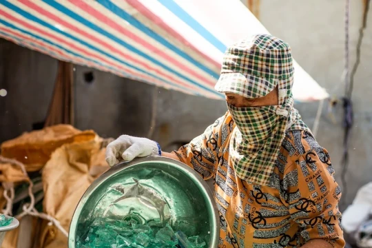 Xóa mù chữ gắn với nâng cao vai trò phụ nữ nông thôn