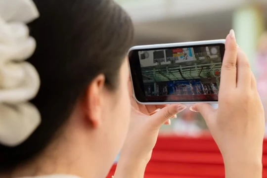 Người bảo hộ học sinh trong thế giới số