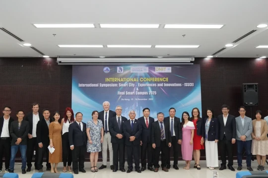 Đề xuất giải pháp xây dựng thành phố thông minh, sáng tạo và trải nghiệm