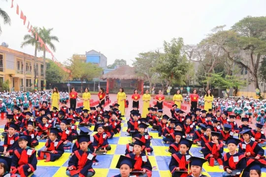 Học sinh Hưng Yên sôi nổi thi Rung chuông vàng nâng cao kiến thức quốc phòng