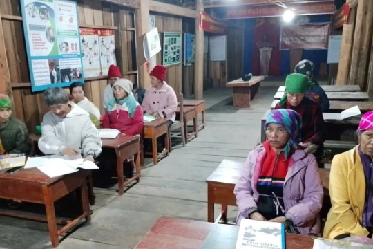 Khi người lớn tuổi học chữ