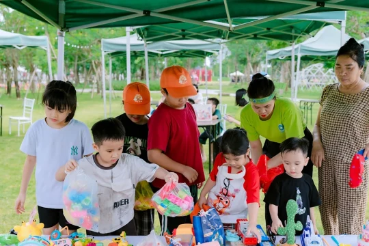 Hành trình 'hồi sinh' cho đồ chơi cũ