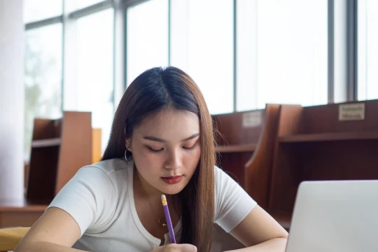 Sinh viên Singapore sử dụng AI thế nào?