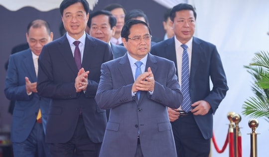 Thủ tướng Chính phủ và Chủ tịch Quốc hội dự lễ khởi công, khánh thành 234 dự án lớn trên cả nước