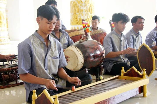 Quảng bá di sản Chiêng Mường và Nhạc Ngũ âm Khmer tại Hà Nội