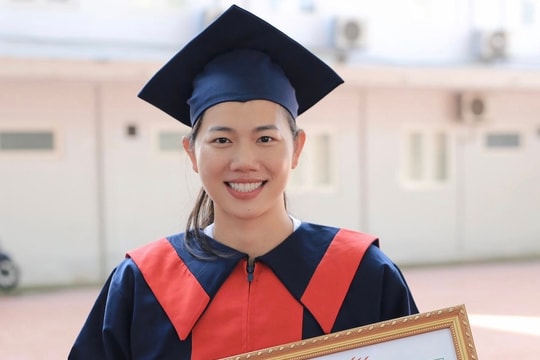 Kình ngư Ánh Viên tốt nghiệp thạc sĩ Trường Đại học Thể dục Thể thao TPHCM sau 3 năm theo học