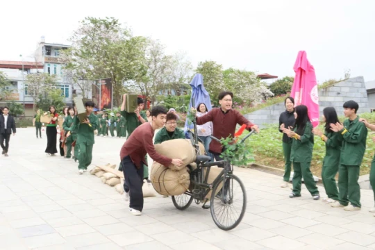 Chuyển biến tích cực trong giáo dục lý tưởng cách mạng cho thế hệ trẻ Điện Biên