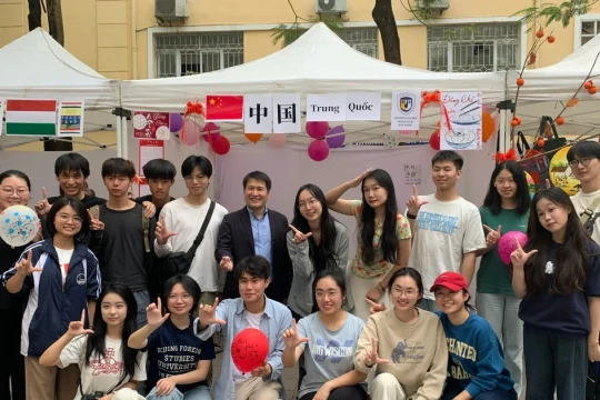 Tưng bừng 'Ngày hội Văn hoá Quốc tế năm 2025 – Global Festival'