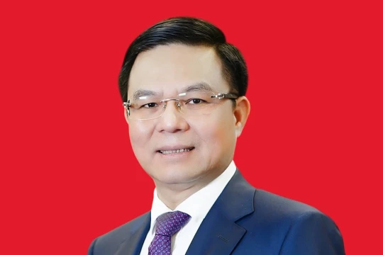 Chân dung Quyền Bộ trưởng Bộ Công Thương Lê Mạnh Hùng
