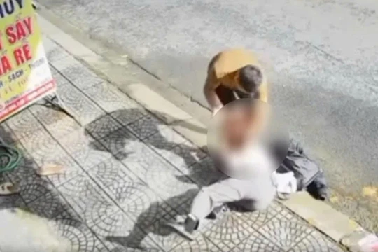 Truy bắt nghi phạm đâm gục người phụ nữ ở Đà Nẵng