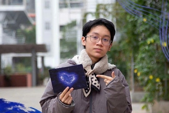 "Siêu nhân" trường Ams: Thủ khoa chuyên Sư phạm, đạt điểm SAT tuyệt đối