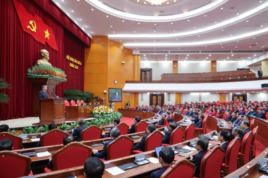 Thông báo Hội nghị Trung ương 15 khóa XIII