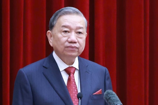 Trung ương thông qua nhân sự giới thiệu vào Bộ Chính trị khóa 14