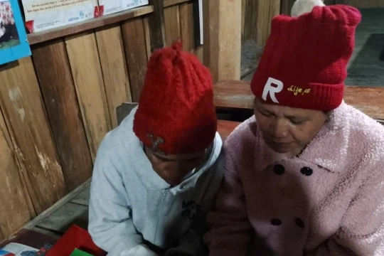 Viết từng con chữ sau một đời lam lũ