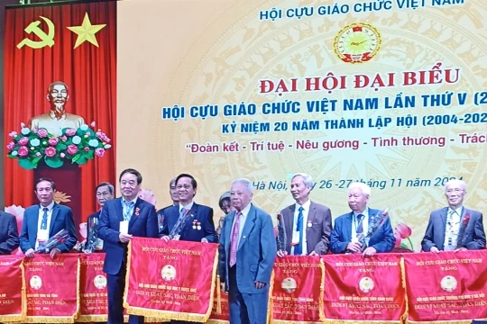 Hội Cựu giáo chức ĐH Y Dược Huế - gìn giữ, phát huy truyền thống nhà giáo Y tế