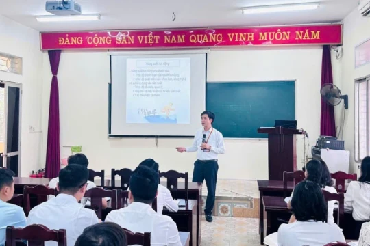 Phát huy hiệu quả đào tạo Trung cấp Lý luận chính trị qua mô hình 'hai tốt'