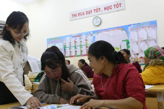 Xóa mù chữ ở Quảng Trị: Không để ai bị bỏ lại phía sau trong tiếp cận tri thức