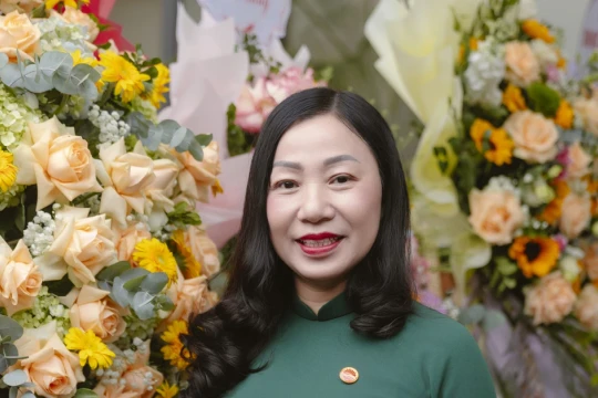 Bền bỉ gắn nghiên cứu khoa học với thực tiễn đào tạo giáo viên Hóa học