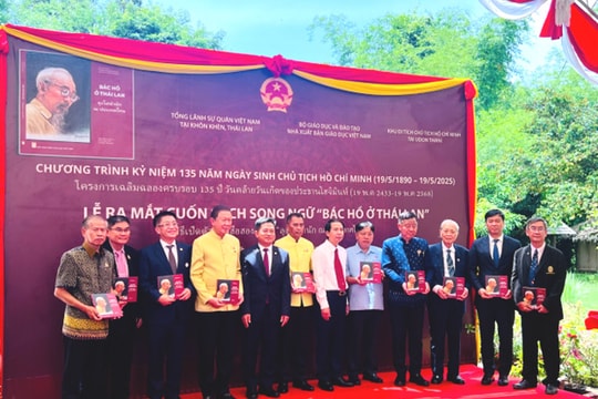 Nhà xuất bản Giáo dục Việt Nam được trao giải sản phẩm có giá trị Thông tin đối ngoại