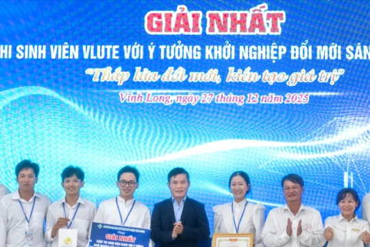 Ứng dụng bột vỏ cam sành giành giải cuộc thi ý tưởng khởi nghiệp