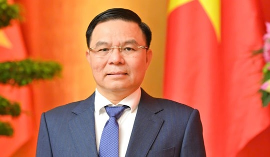 Quyền Bộ trưởng Bộ Công Thương Lê Mạnh Hùng nhận thêm nhiệm vụ