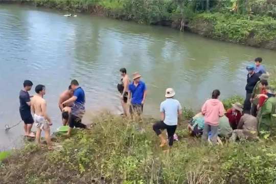 Đắk Lắk: 3 trẻ bị đuối nước khi đi tắm ở hồ tưới cà phê