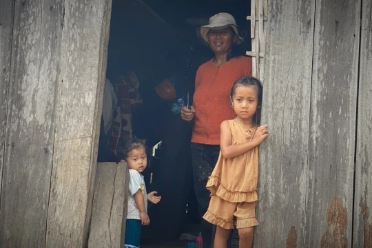 Gian nan mở lớp xóa mù chữ ở Ea Ô, Đắk Lắk