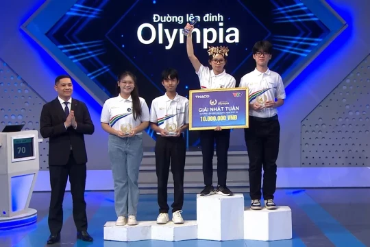 Nữ sinh Quảng Trị xuất sắc giành vòng nguyệt quế trận thi tuần Olympia