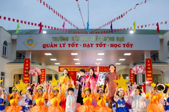 Hoạt động ngoại khóa gắn với hội nhập và giữ gìn bản sắc văn hóa cho học sinh