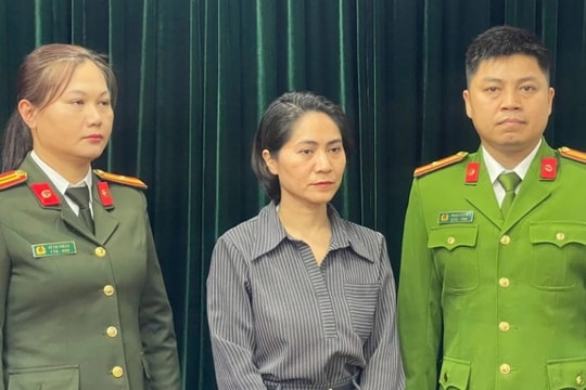 Bắt tạm giam Giám đốc Công ty Ngọc Việt Education liên quan "Về đây bốn cánh chim trời"