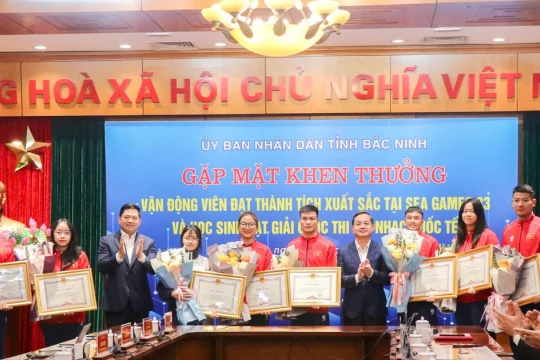 Bắc Ninh khen thưởng vận động viên và học sinh đạt thành tích xuất sắc