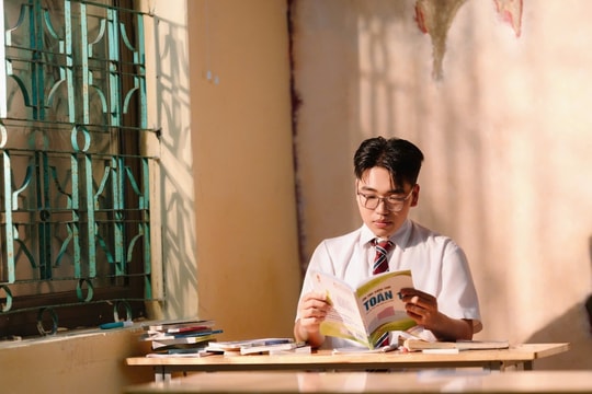 Chàng trai 17 tuổi quê Hưng Yên viết tiếp giấc mơ của người cha liệt sỹ