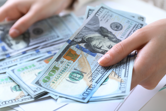 Tử vi hôm nay: 3 con giáp phát lộc bất ngờ ngày 2/1/2026, tiền chất đầy như núi