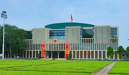 Quyết nghị của Quốc hội về phụ cấp, tiền lương, trợ cấp; cơ cấu lại đội ngũ cán bộ, công chức, viên chức...