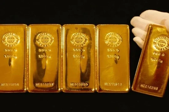 Giá vàng ngày đầu tuần 5/1 ổn định mức 152,8 triệu đồng/lượng, thế giới đi ngang