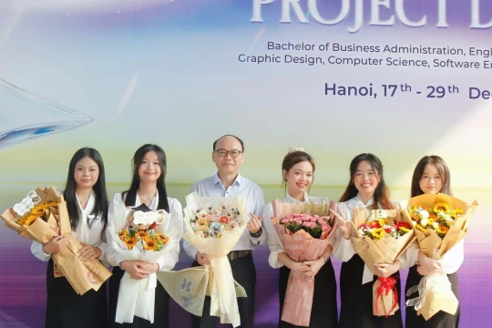 Sinh viên phát triển hệ sinh thái HealthTech AI đồng hành cùng gia đình trẻ