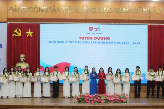 Thái Nguyên tuyên dương học sinh, sinh viên tiêu biểu trong các phong trào