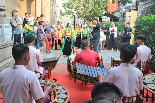 Du lịch Việt Nam đón gần 21,2 triệu khách quốc tế trong năm 2025