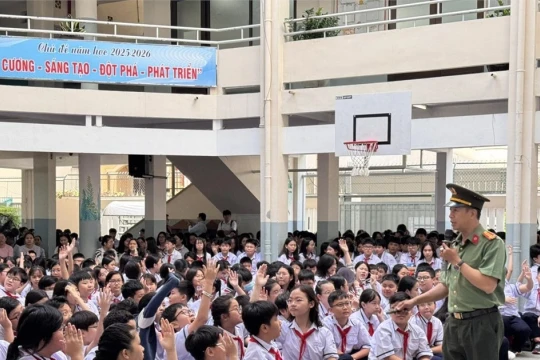 Trường học TPHCM phát cảnh báo khẩn về lừa đảo qua điện thoại