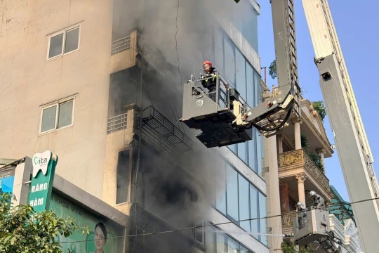 Công an Hà Nội thông tin vụ cháy nhà 7 tầng khiến 3 người thương vong