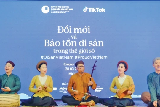 Bảo vệ chủ quyền và bản sắc văn hóa trên không gian mạng