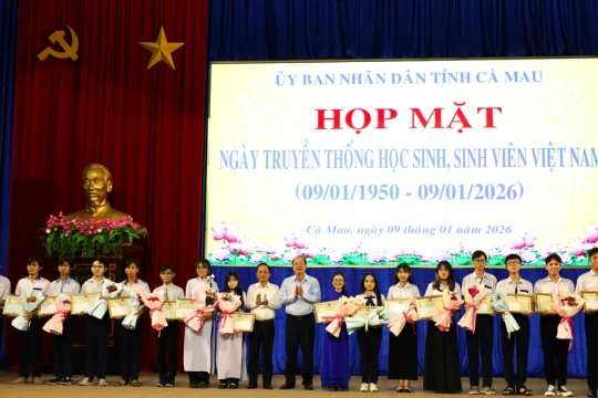 Học sinh, sinh viên Cà Mau tiến bước vào kỷ nguyên số