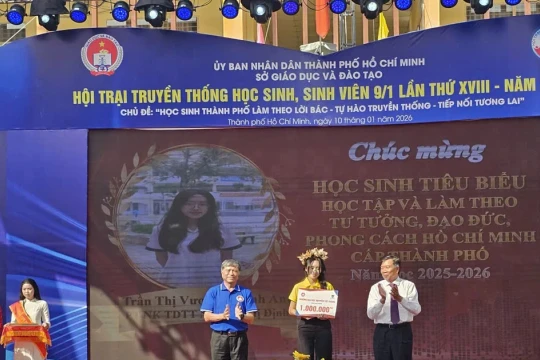 Gần 15.000 học sinh TPHCM tham gia hội trại truyền thống học sinh, sinh viên