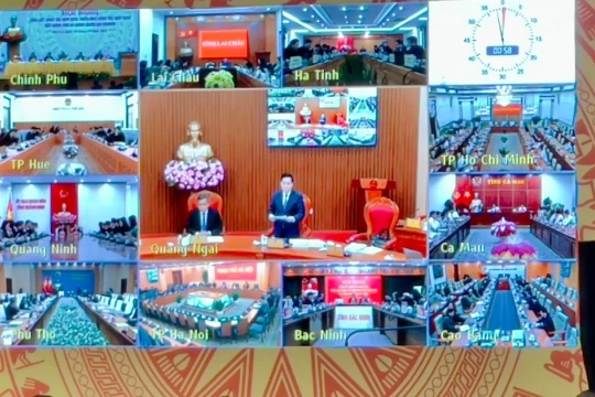 Kiên định mục tiêu tăng trưởng 2 con số