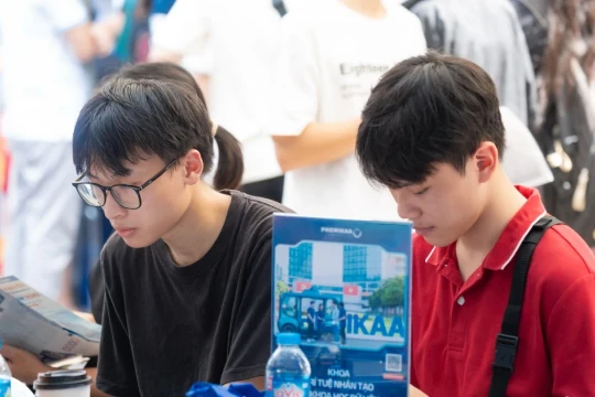 Thí sinh đăng ký xét tuyển đại học năm 2026 sớm hơn 2 tuần so với năm trước