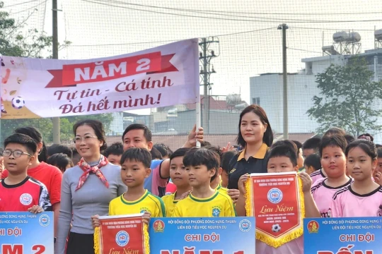 Sôi động giải bóng đá học sinh tiểu học chào Xuân Bính Ngọ 2026