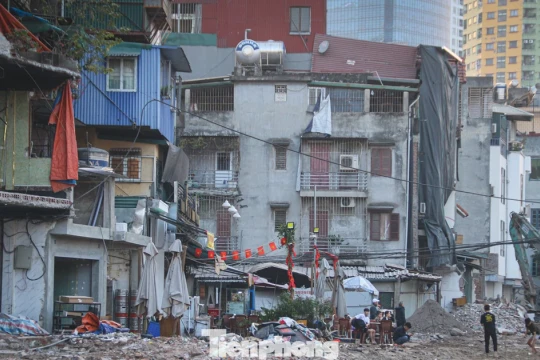 Hà Nội: Hàng loạt nhà trong ngõ 'lột xác' thành đất vàng sau giải tỏa Vành đai 1