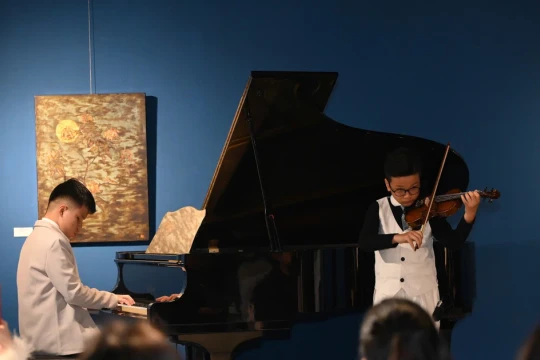 Lan tỏa trái tim thiện nguyện tại buổi hòa nhạc gây quỹ cho trẻ em vùng khó khăn