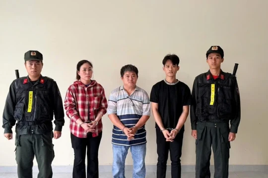 Chủ cơ sở sản xuất 800 tấn mì trộn hóa chất ở TPHCM bị bắt